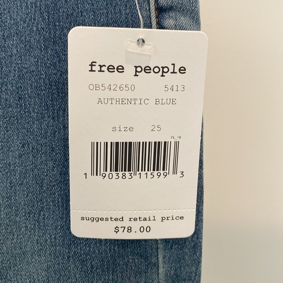Free People Penny pull on flare jeans - Sz 25 in Authentic Blue - NWT - Picture 4 of 5